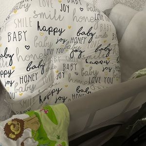 Boppy Baby Lounge seat. Like new hardly used